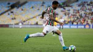 Léo vibra com sequência como titular no Fluminense: “É um momento especial”