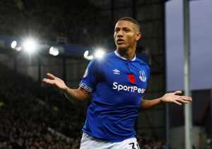 Richarlison brilha e marca dois gols na vitória do Everton no Campeonato Inglês