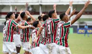 Copa do Brasil Sub-17 será decidida entre Fluminense e Flamengo