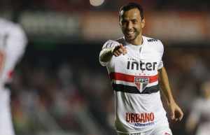 Empresário de Nenê garante acerto entre jogador e o Fluminense e desabafa
