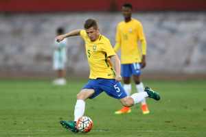 Perto do Flu, Caio Henrique já foi monitorado pelo Barça e era destaque na seleção de base