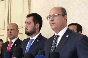 Governador do Rio de Janeiro se manifesta contra a volta do futebol