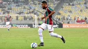 Clube paulista processa Fluminense por dívida de Everaldo