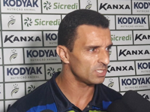Técnico do Luverdense projeta jogo contra o Fluminense