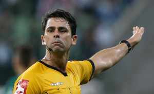 Mário detona arbitragem de Flávio Rodrigues contra o Cruzeiro: “Conduziu muito mal o jogo”