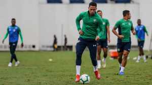 Luciano treina normalmente e deve jogar contra o Cruzeiro