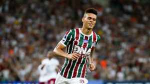 Ex-Fluminense, Richard deve ser anunciado por rival nesta quinta