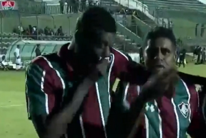 Somália confessa ter chorado de emoção ao voltar a vestir a camisa do Flu no Legends