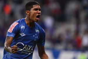 Menos concorrência por Luciano? São Paulo está em vias de fechar com atacante do Cruzeiro