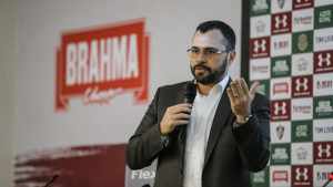 Mário apresenta projeto de plano de carreira para profissionalizar o Fluminense