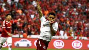 Lembra dele? Campeão carioca e brasileiro pelo Fluminense, Wellington Nem tem novo clube