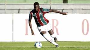 Craque do sub-17 do Flu “corneta” técnico do Manchester United