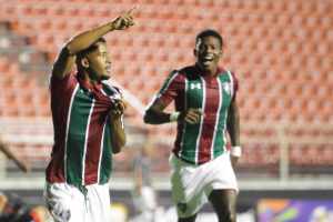 Técnico do Flu é cauteloso ao falar sobre favoritismo por título na Copinha