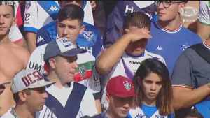 Argentino com boné do Flu e soco de Zandoná em Edmundo são ‘flagrados’ na torcida do Velez