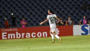 Para recordar: Último duelo entre Flu e um clube maranhense teve show de Nenê