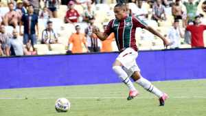 Chateado ao sair, Wellington Silva refuta problema com Odair
