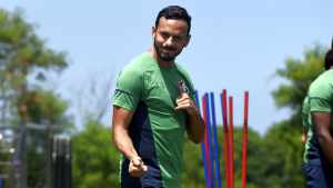 Yago explica funcionamento da dupla com Hudson no meio de campo do Flu