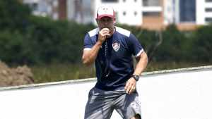 Maratona de jogos: Preparador do Flu fala sobre como trabalhar o elenco