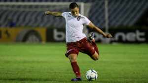 Marlon já tem data para se reapresentar ao Flu e será avaliado por Odair