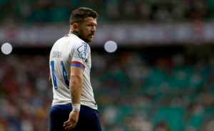 Presidente do Fluminense admite ter tentado a contratação de Rossi