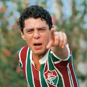 Tricolor ilustre, aniversariante Chico Buarque é parabenizado pelo Fluminense