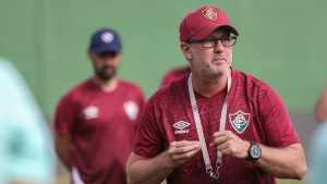 Técnico revela dois nomes do sub-23 que já treinam com os profissionais do Flu