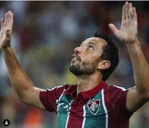 Celso Barros exalta atuação de meia tricolor em rede social: “Viva Nenê!”