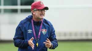 Odair fala sobre aproveitamento de Fred e Evanilson juntos ou não
