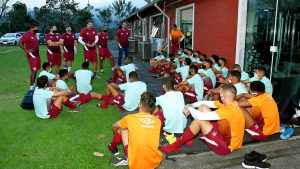 Sub-20 do Flu volta às atividades presenciais no CT de Xerém