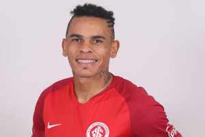 Confira os números, após retorno do futebol, de atacante pretendido pelo Flu