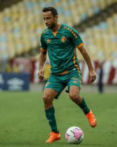 Zagueiro elege o atleta “mais resenha” do elenco do Fluminense