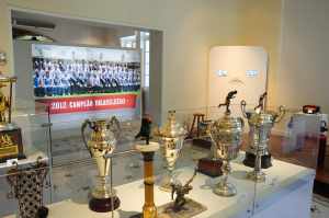 Fluminense reabre Sala de Troféus com novos protocolos