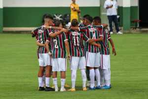 Veja a comemoração dos Moleques de Xerém após classificação sobre o Vasco
