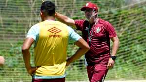 Ex-técnico do Flu conta como foi lidar com as dificuldades financeiras do clube