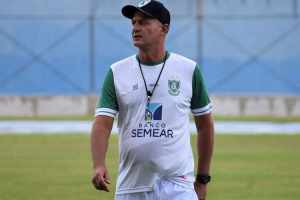 Celso Barros revela que, além de Ariel Holán, tentou Lisca no Flu em 2019