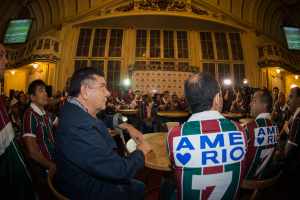 “Torcida só vai acalmar se o Flu for campeão carioca”, diz Joel Santana