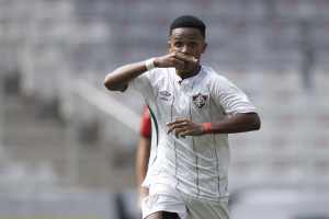 Câmbio fará Kayky ultrapassar Gerson como venda mais cara do Flu
