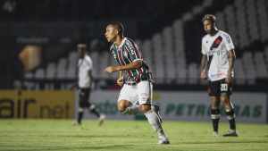 Com suspensões de Wellington e Yago, Flu já tem cinco desfalques para quarta