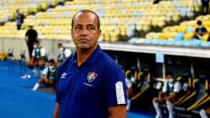 Ailton Ferraz comenta seu perfil como técnico à beira do campo