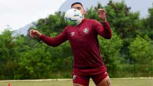Lucca diz que pagará jantar para o “garçom” Danilo Barcelos
