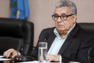 Presidente da Ferj comenta decisão de mudar locais das partidas do Carioca