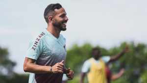 Yago enaltece a força do grupo do Flu: “Muita união e fé no objetivo”