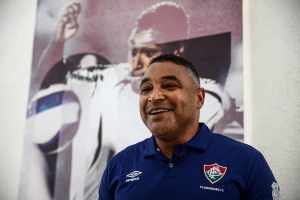 Técnico do Flu afirma que vê futebol como mecanismo de transformação social