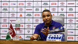 Técnico garante mais oportunidades para jovens no decorrer da temporada