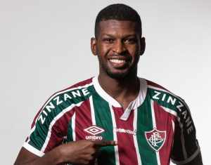 Técnico do Náutico fala sobre retorno de Rafael Ribeiro