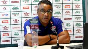 Técnico explica substituições e analisa as entradas de Matheus Martins, Kayky e Samuel