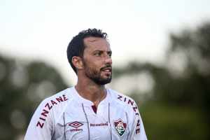 Nenê resume derrota do Flu: “Quem não faz, acaba tomando”