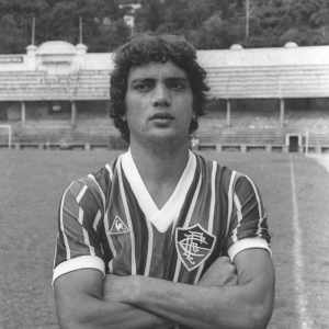 Fluminense deseja forças a Branco, internado com Covid-19