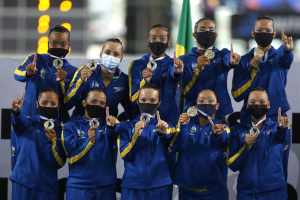 Atletas do Flu são fundamentais no Sul-Americano e ajudam o Brasil no nado