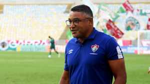 Roger encara primeira final como técnico do Flu como “sonho pessoal” e agradece atletas
